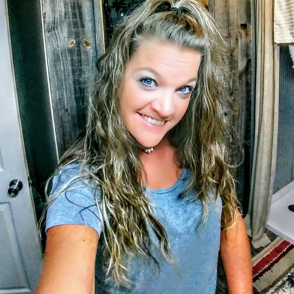 Meet your seller/buyer! - Picture 4 of 16